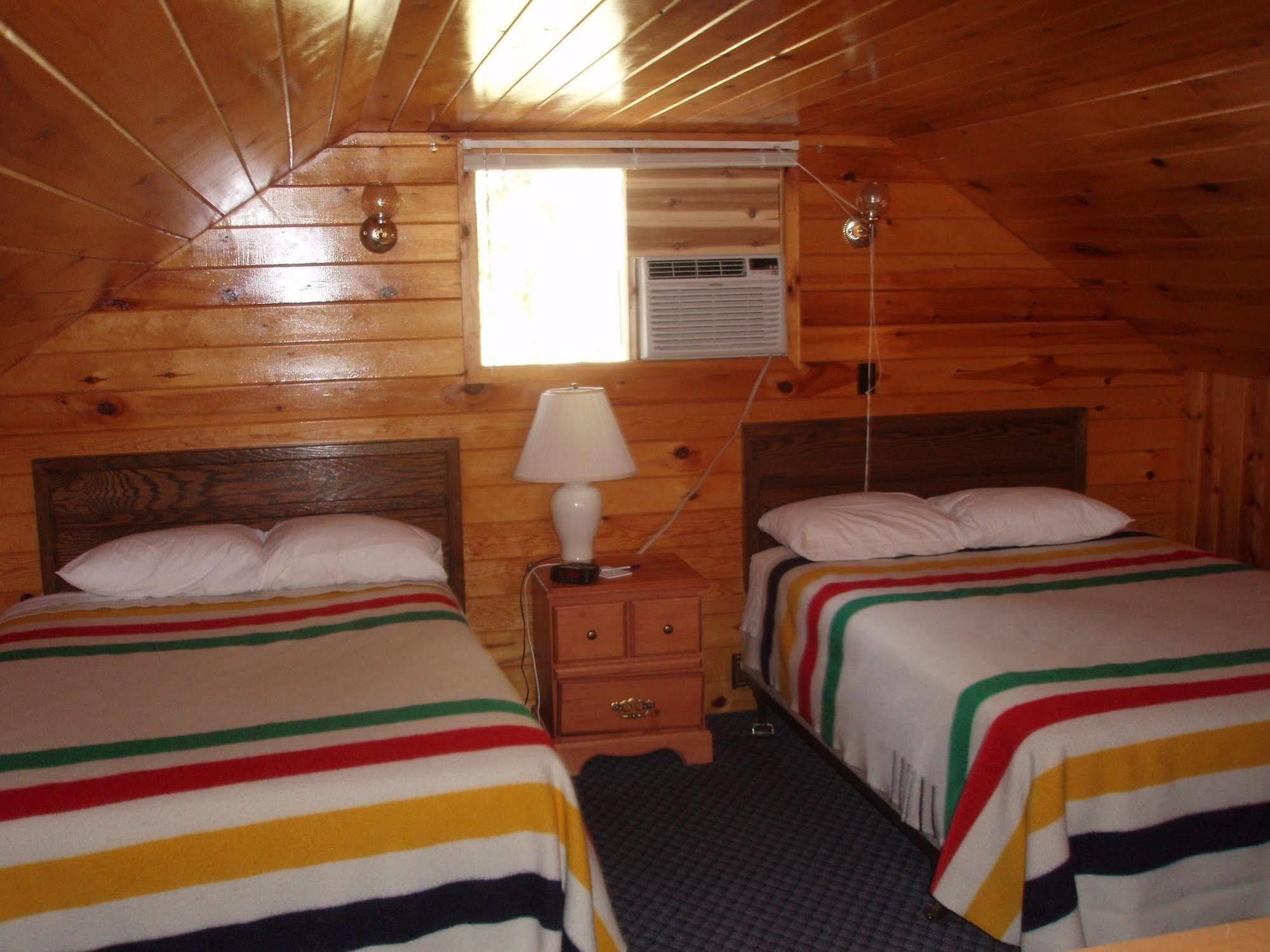 Totem Resorts Sioux Narrows エクステリア 写真